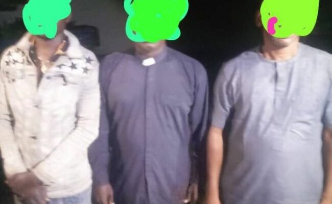 Security operatives rescue priest, other kidnap victims in Anambra