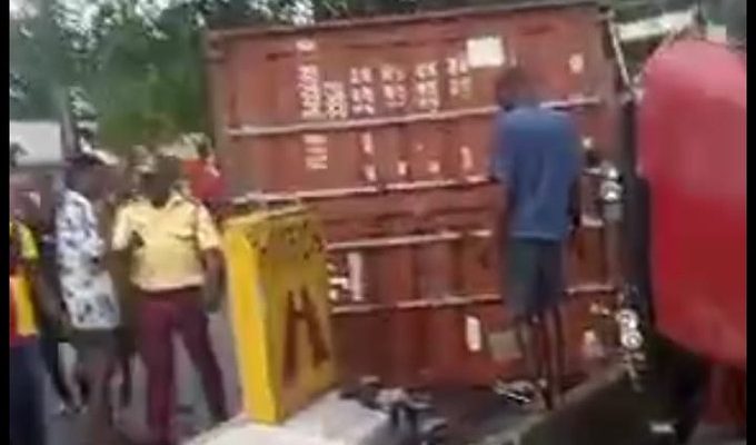 One dies as LASTMA rescues tanker driver in Lagos lone accident