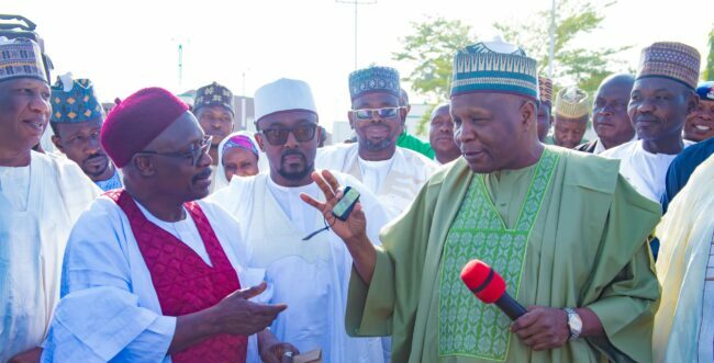 Gombe Gov gifts 17 SUVs to state executive council