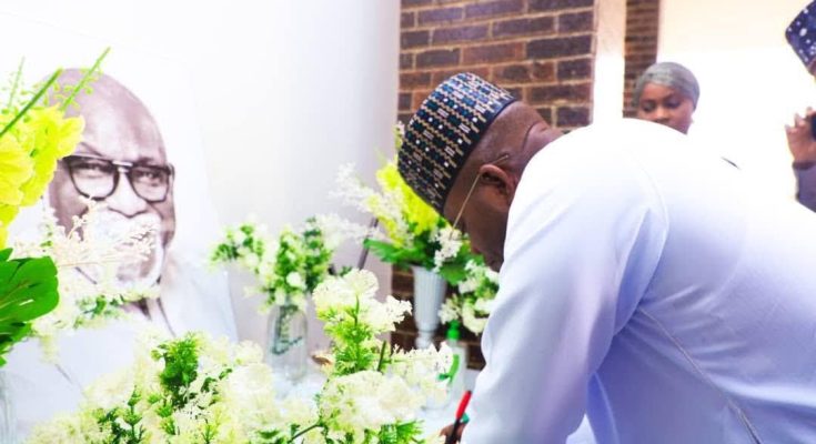 Gov Bello pays condolence visit to Akeredolu’s family in Ibadan