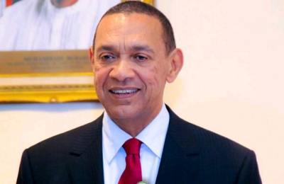 Ben Bruce lauds FG for wading into MTN, Globacom disconnection feud