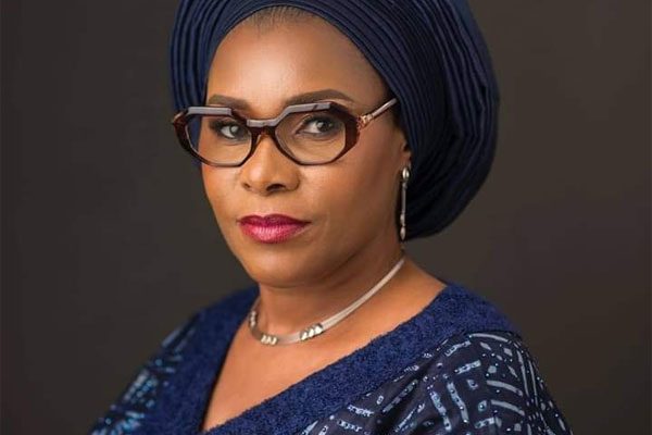 Delta governor’s wife hosts market women