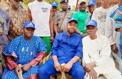 Ex-Reps member, Ojerinde, supporters return to APC in Oyo