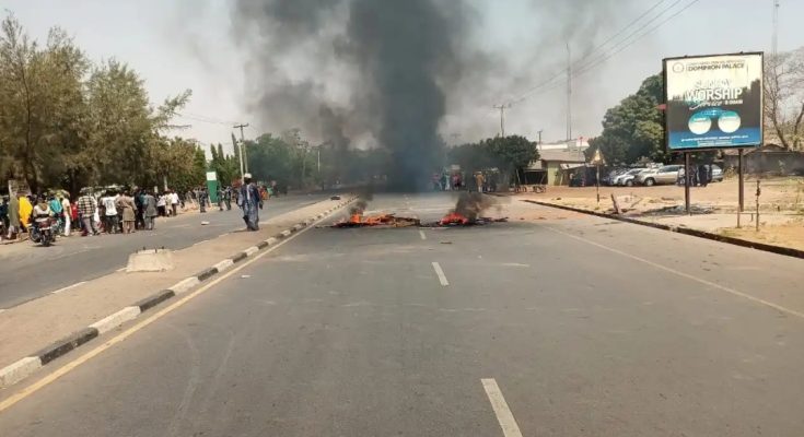 Nasarawa Woman Protesting Naked Against Sule’s S'Court Victory Shot At