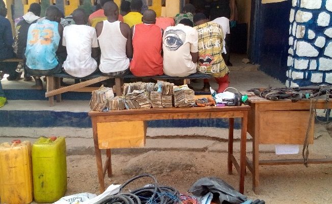 Police intercept suspected kidnappers, seize N8.5m cash in Taraba