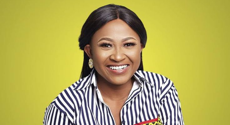 “E Don Red O” - Actress Mary Njoku Laments As 1$ Climbs To N1,700