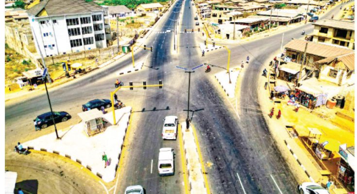 FG to close Lagos-Shagamu long bridge March 4 for repairs