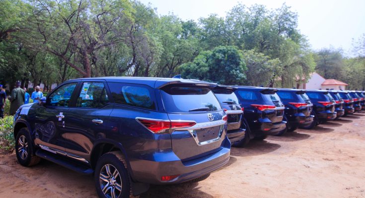 PHOTOS: Kebbi Governor Gifts SUVs To Lawmakers Amid Hardship