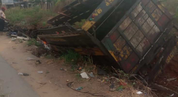 Lone accident kills truck driver, conductor in Anambra