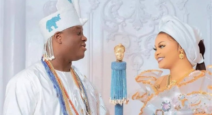 Ooni Of Ife, Queen Welcome Twins