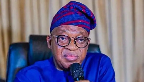 Osun monarch lauds Oyetola for renovating hometown’s palace