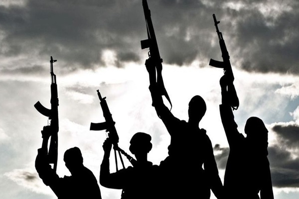 BREAKING: Gunmen abduct students traveling in Delta