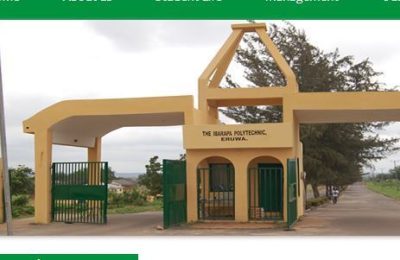 Protesting Students shut down Ibarapa Polytechnic over unaccredited courses