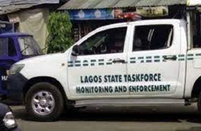 hoodlums attack Lagos task force operatives, street trading
