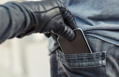 10 tips to protect yourself from pickpockets