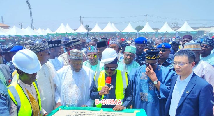 Adamawa Gov, Fintiri performs ground breaking of Bauchi flyovers