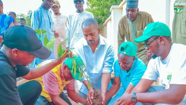 Gombe govt launches 2024 tree planting project with ACReSAL,