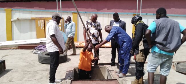 Osun govt raids filling stations, orders hoarders