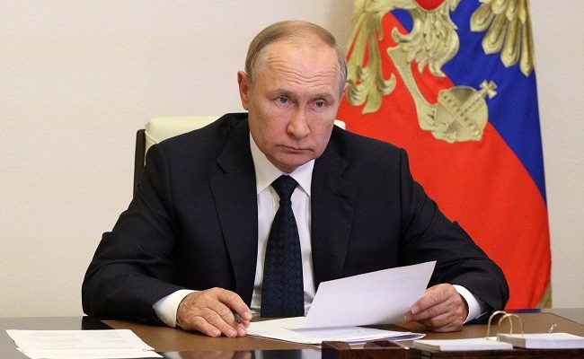 Putin orders tactical nuclear drills with troops near Ukraine