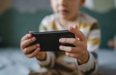 South Australia considers social media ban for children under 14