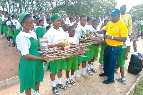 Lifechoice Foundation empowers Osun secondary school students with skills in agricultural production