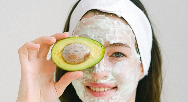 Simple ways to enjoy DIY spa treatments and skincare routines at home