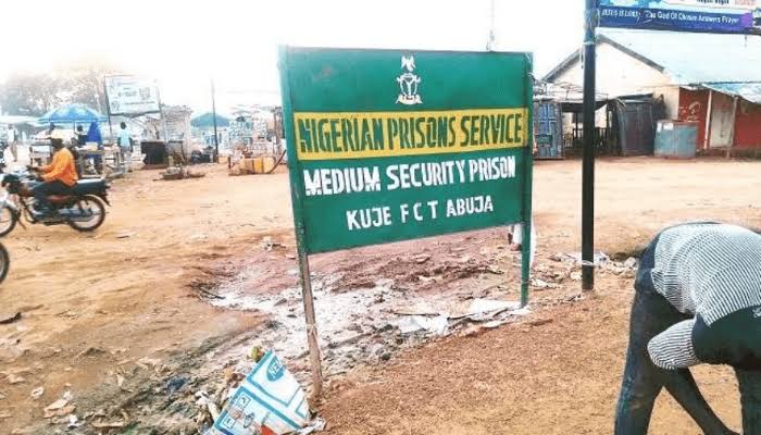 Suspect Arrested For Smuggling Drugs To Kuje Correctional Centre Inmates