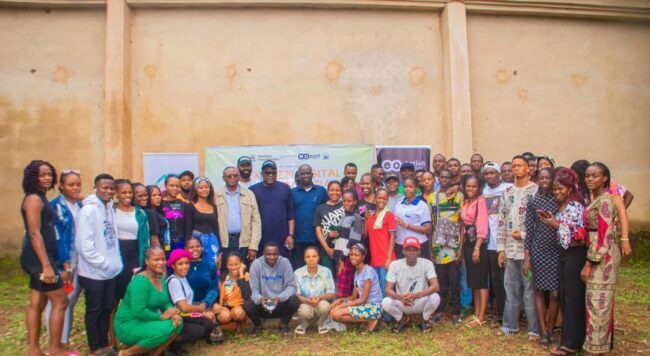 Foundation empowers 200 Oko poly students with digital skills