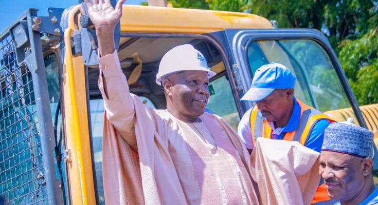 Gombe gov flags off reconstruction of Kumo township roads