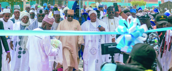 Gov Makinde commissions mosque in Ibadan, preaches peace