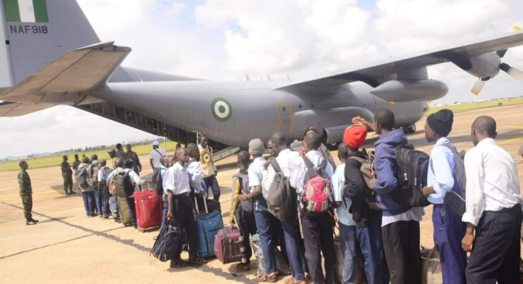 NAF Airlifts 582 Air Force Students Home For Holiday