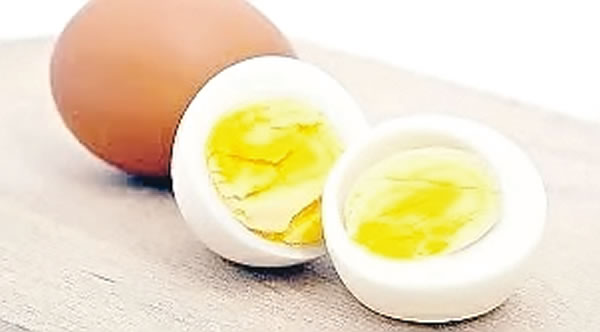 Eating eggs at I am a 75-year-old man. I want to know if I can still be eating eggs at my age. Jubril (by SMS) Yes. Due to the variety of nutrients found in eggs, they are an ideal Can I eat eggs at 70 years