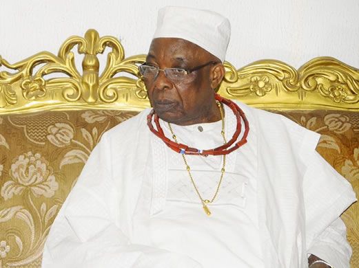 Owa-Obokun of Ijeshaland, Oba Aromolaran, is dead