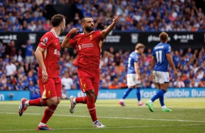 Liverpool Beat Chelsea To Reclaim Top Spot