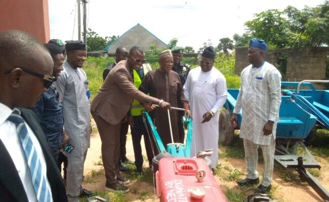 NEDC, Taraba govt distribute farm inputs to farmers