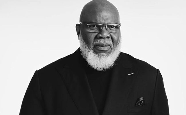 Bishop T.D. Jakes suffers health emergency after Sunday sermon