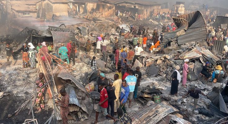 Fire razes popular Ibadan market