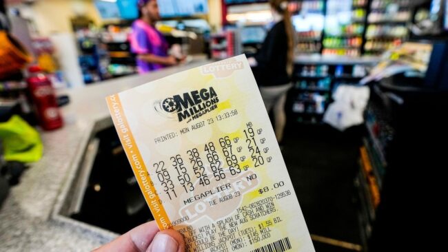 US: Mega Millions jackpot surges past $1bn after Christmas Eve drawing