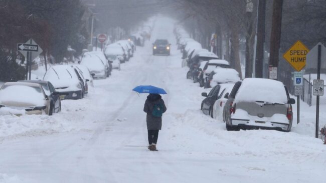 Ice alert: Winter storm hits many US states, over 60 million under heavy snow