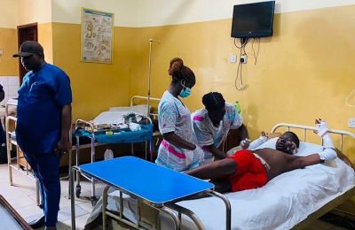 Obio/Akpor LG chairman pays hospital bills of Rivers gas explosion victims