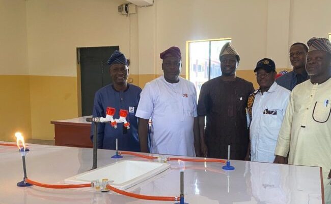 Rotary Club commissions chemistry lab, borehole in Ibadan school