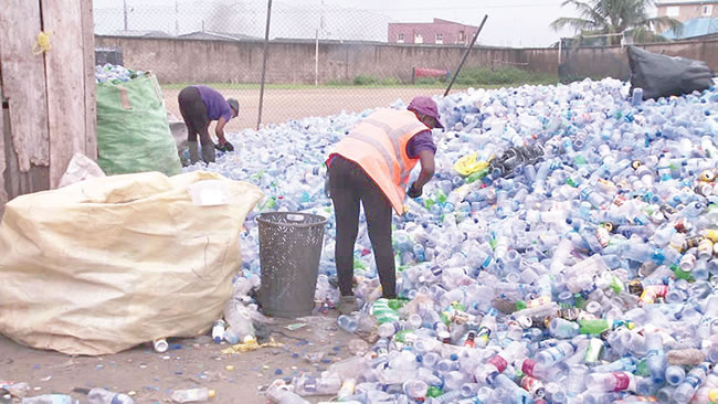 ‘Groundnut, cooking oil sellers use polluted bottles collected from drains, refuse dumps’